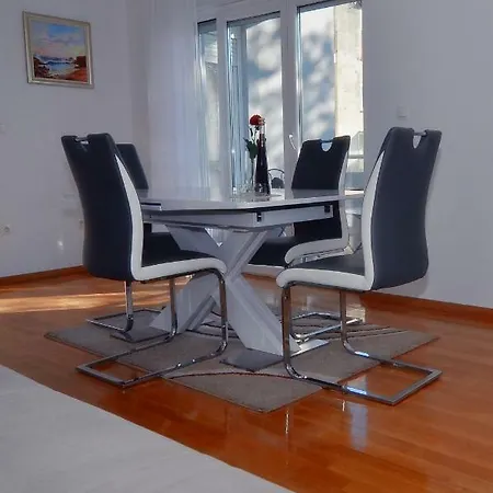 Apartment Edita