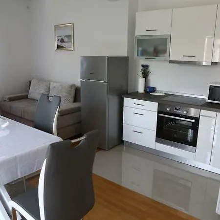 Apartment Edita *