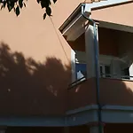 Edita شقة